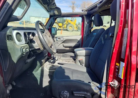 2021 Jeep Wrangler Unlimited Sport z USA, uszkodzony, nr VIN 1C4HJXDG5MW663504